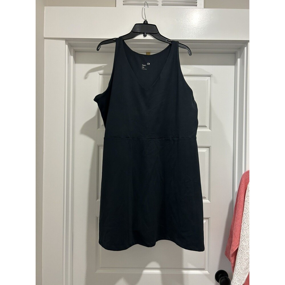 GapFit Active Tank Dress Womens XXL Black V Neck Inner Shorts Pocket Athletic